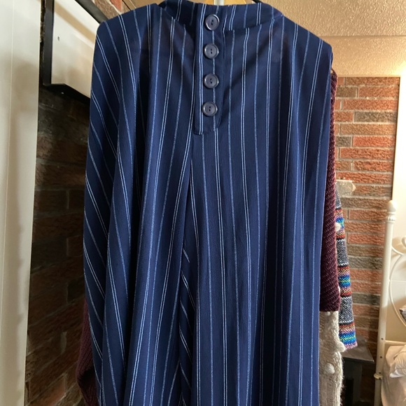 Really cute two piece striped set - Picture 2 of 5